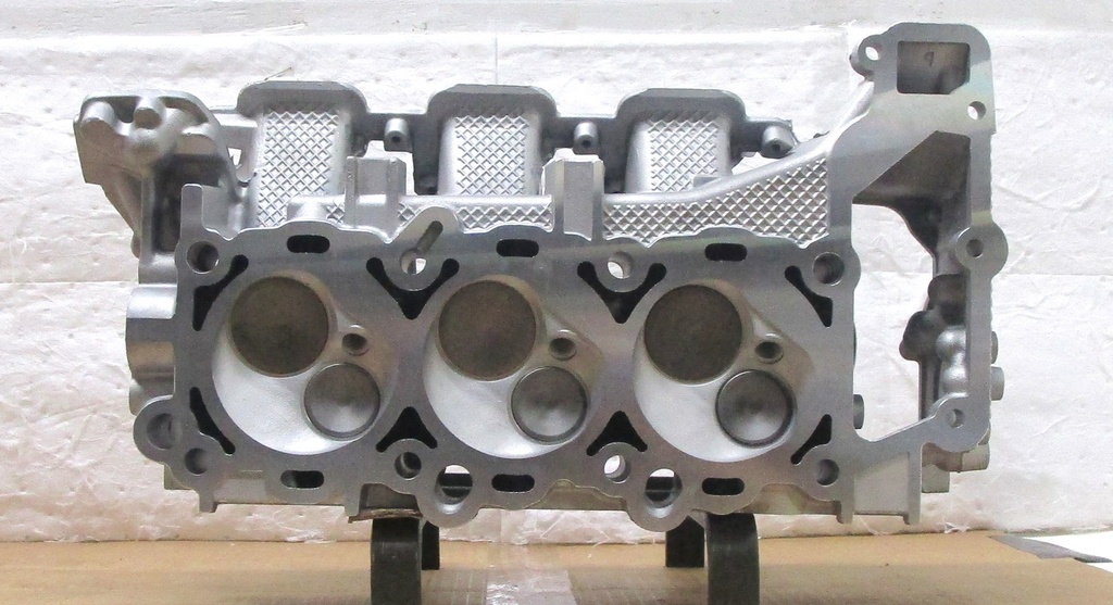 2002-2004 +, Reconditioned Aluminum Cylinder Head For Dodge 3.7L/226 CID V6, 12 Valve SOHC ( LEFT ) With Cams, Casting # 53020983AB 61A, 2DA8L, With No EGR, Compatible With : Dakota, Durango, Ram Series Trucks Vin : k ( $200.0 Core Charge ) Which will be charged at the time of purchase, and the buyer will be reimbursed when the old core is returned. ($489.0+$200.0 = $689.0) this is a Used casting so there are visible chips and scratches but they will not affect the performance of the cylinder head. C.H.E will provide Return Core label, please ask for shipping information.