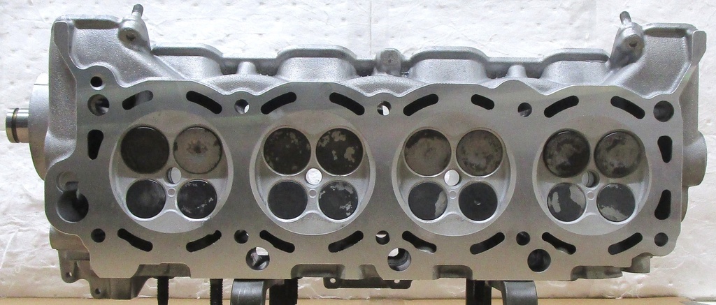 2004-2009 Reconditioned Aluminum Cylinder Head for Toyota/Lexus 4.7L/285 CID V8,16V DOHC ( RIGHT ) With Cam, No Casting #, (2UZFE) 2853AR,  Compatible With : 4Runner, Landcruiser, Tundra ( $150. Core Charge ) Which will be charged at the time of purchase, and the buyer will be reimbursed when the old core is returned.  ($610.0+ $150. = $760.00) this is a Used casting so there are visible chips and scratches but they will not affect the performance of the cylinder head. C.H.E will provide Return Core label, please ask for shipping information.