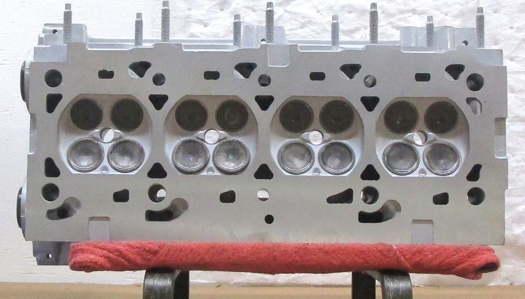 1995-1997 Reconditioned Aluminum Cylinder Head For Ford 2.0L/121 CID L4, 16 Valve DOHC ( IN LINE ) Casting # RF 958M-6090-CA, 2FN9, Vin : L, Compatible With : Countour, Mercury Mystique, Vin : 3, ( $100.00 Core Charge ) This is a Used casting so there are visible chips and scratches but they will not affect the performance of the cylinder head, C.H.E will provide Return Core label, please ask for shipping information.