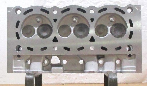 [2V0920VS] 1988 Reconditioned Aluminum Cylinder Head For Ford 3.8L/232 CID V6, 12V OHV ( BOTH ) Casting #RFF 3SE 6090 B22A, 2FB1, Compatible With : Taurus, Thunderbird, Vin : 4 ( No Core Charge ) this is a Used casting so there are visible chips and scratches but they will not affect the performance of the cylinder head, please ask for shipping information.