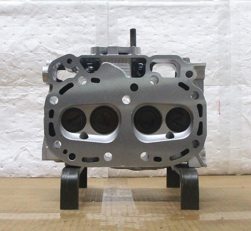 [7KL102VS] 1985-1994 Reconditioned Aluminum Cylinder Head For Subaru 1.8L/1781 CID, H4 8V ( LEFT ) Valves And Springs Only, Casting # EA82, 2705, VIN 4, 5, Compatible With : DL,. GL, GL-10, Loyale ($100.00 Core Charge) this is a Used casting so there are visible chips and scratches but they will not affect the performance of the cylinder head. C.H.E will provide Return Core label, please ask for shipping information.