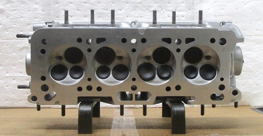 [5G0100WC] 1989-1992 Reconditioned Aluminum Cylinder Head For Mitsubishi/Dodge 1.5L/90 CID L4, 12 Valve SOHC ( IN LINE ) With Cam, Roller Adjustable Rockers, Casting # G13V M7, Vin : A, Compatible With : Mirage, Dodge Colt ($100.00 Core Charge) this is a Used casting so there are visible chips and scratches but they will not affect the performance of the cylinder head. C.H.E will provide Return Core label, please ask for shipping information.