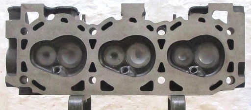 [2V0222VS] 1990-1996 Reconditioned Cast Iron Cylinder head for Ford 4.0L/245, Mazda 4.0L/4016 CID V6, 12V OHV ( BOTH ) No visible casting number, Compatible with : Aerostar, Explorer, Ranger, Mazda B4000, Navajo, Vin : X. ( No Core Charge ) this is a Used casting so there are visible chips and scratches but they will not affect the performance of the cylinder head. C.H.E will provide Return Core label, please ask for shipping information.